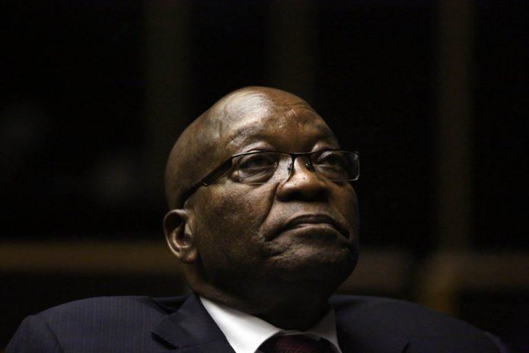 Afrique du Sud: la Cour constitutionnelle se prononce lundi sur l’éligibilité de Zuma aux élections