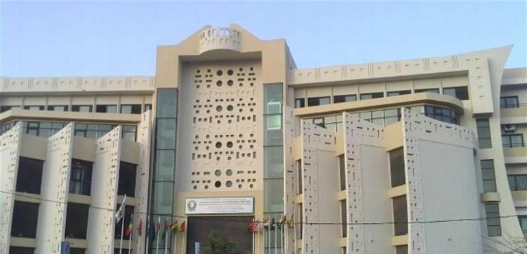 Lomé: Dix-sept pays africains décident de renforcer la lutte contre le financement du terrorisme (rencontre) Lomé: Dix-sept pays africains décident de renforcer la lutte contre le financement du terrorisme (rencontre)