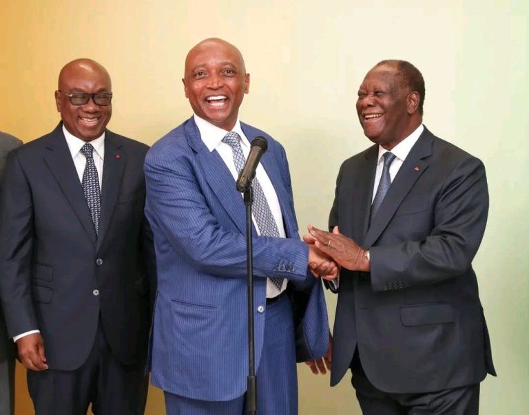 CAN-2023: Alassane Ouattara évoque avec le président de la CAF les différents points de l’organisation