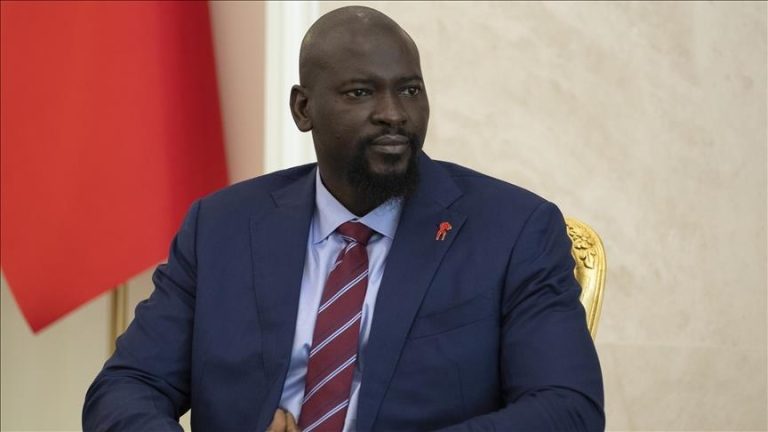 Guinée Conakry : Le général Mamadi Doumbouya dissout le gouvernement