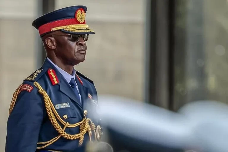 Kenya: le chef des armées tué dans un crash d’hélicoptère
