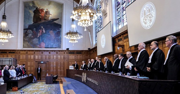 La Haute Cour de Pretoria examine une requête de la présidente du Parlement d’interdire son arrestation pour corruption