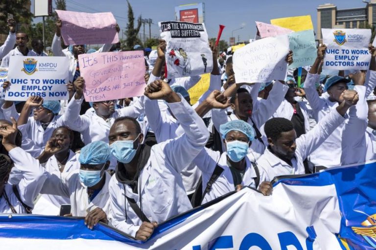 Le gouvernement kényan appelle les médecins à mettre fin à leur grève