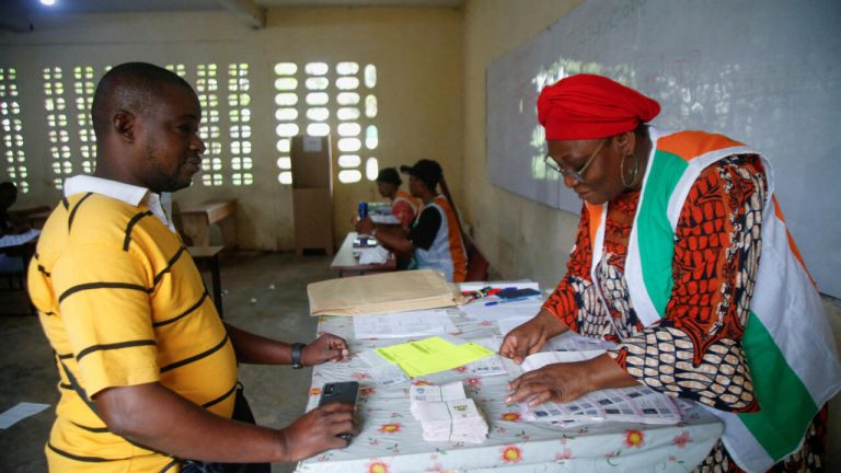 Côte d’Ivoire : installation des commissions électorales en prévision de la Présidentielle de 2025