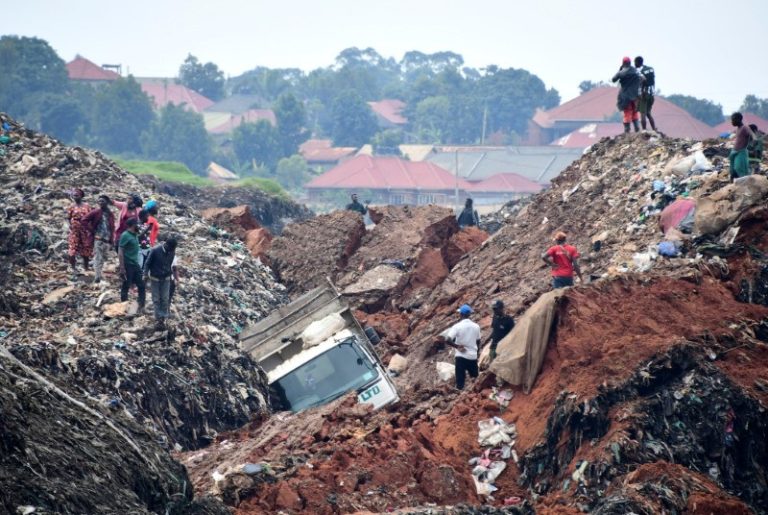 Ouganda: le bilan du glissement de terrain s’élève à 30 morts