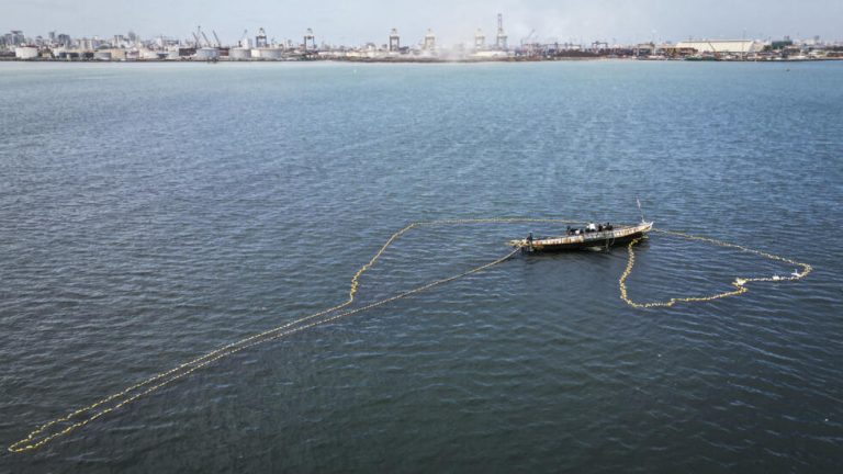 Sénégal: 30 corps sans vie découverts à bord d’une pirogue à la dérive au large de Dakar (armée)