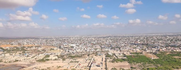Somalie: le gouvernement adopte le budget 2025 axé sur le renforcement des mesures sécuritaires face à la menace terroriste
