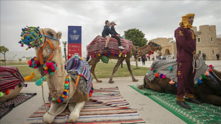 Tourisme : la Tunisie vise un record de dix millions de visiteurs en 2024