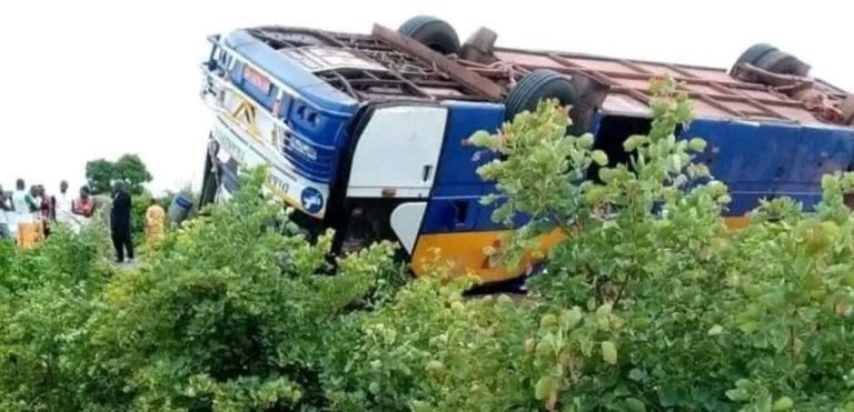 Afrique du Sud : Au moins 14 morts dans un accident de la route (police)