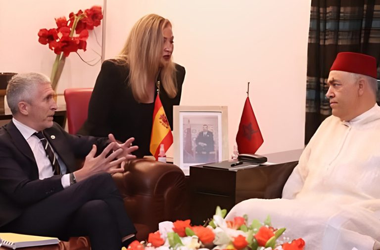 M. Laftit tient une réunion de travail à Madrid avec son homologue espagnol