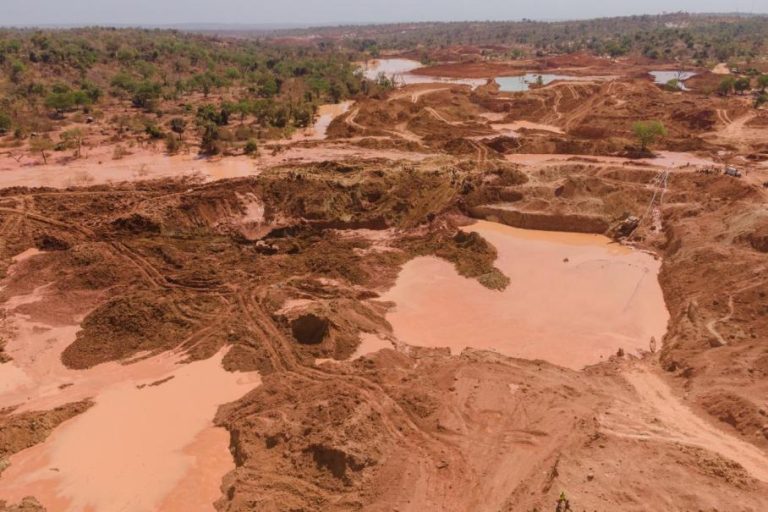 Le gouvernement malien appelle à éviter l’orpaillage non sécurisé après le drame minier