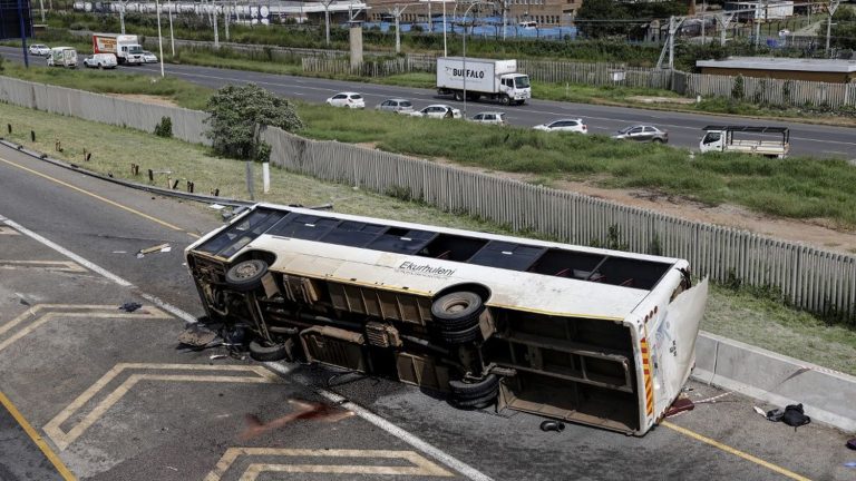 Afrique du Sud : Au moins 12 morts dans un accident de la route à Johannesburg