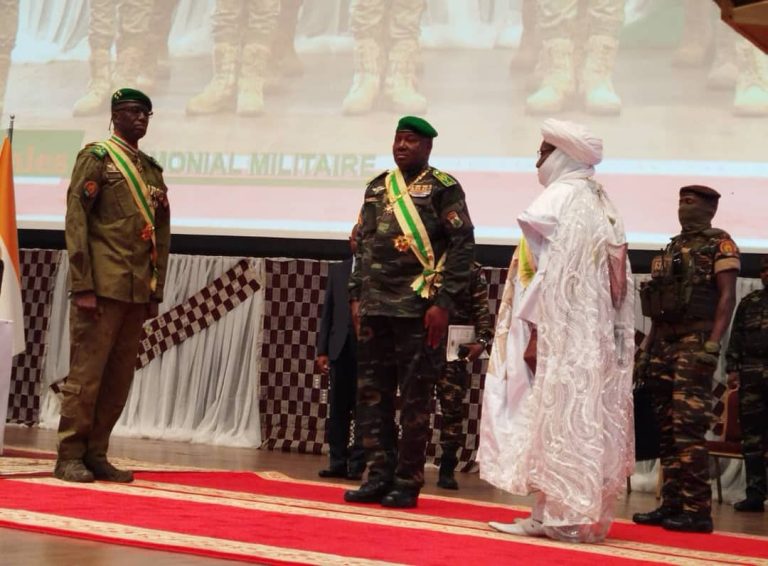 Niger : Tiani Abdourahamane prête serment en tant que président de la République