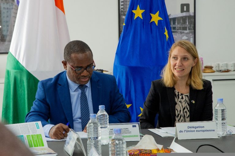 La Côte d’Ivoire et l’UE évaluent les avancées du projet transition bas carbone au titre de 2024