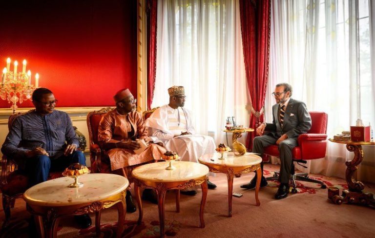 S.M. le Roi reçoit les ministres des Affaires étrangères des trois pays de l’Alliance des États du Sahel