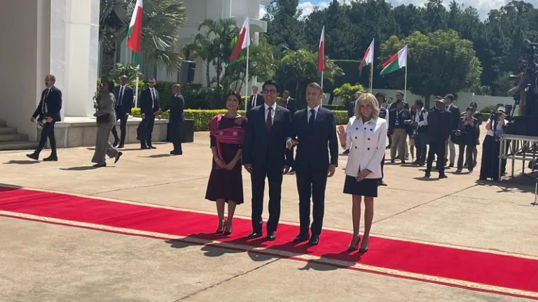 Renforcement des liens franco-malgaches : Macron en visite officielle à Madagascar