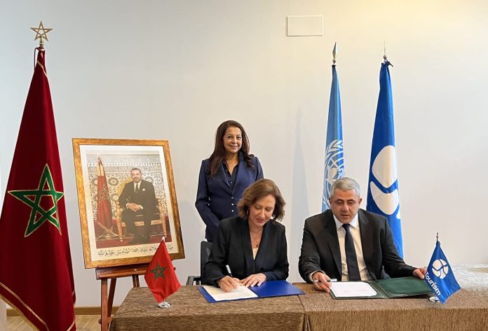 Signature de l'accord fiancier du siège ONU