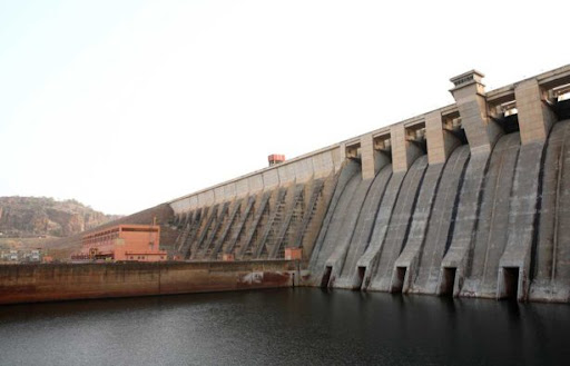 Le Haut-Commissaire de l’Organisation pour la mise en valeur du fleuve Sénégal (OMVS), Mohamed Ould Abdel Vettah, a souligné, mardi, le caractère résilient et innovant du barrage de Diama, construit