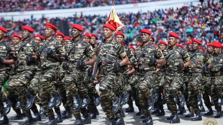 Madagascar - militaires