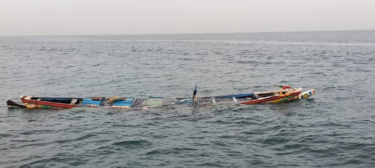 pirogue