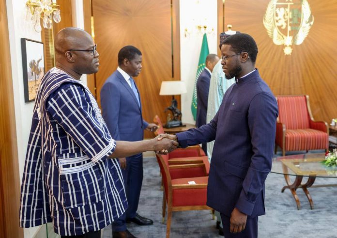 Le ministre burkinabè Aboubakar Nacanabo